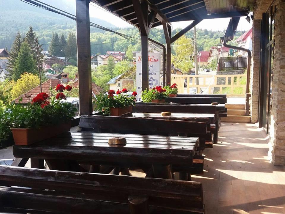 Magic Club Hotel บุชเตนี ภายนอก รูปภาพ