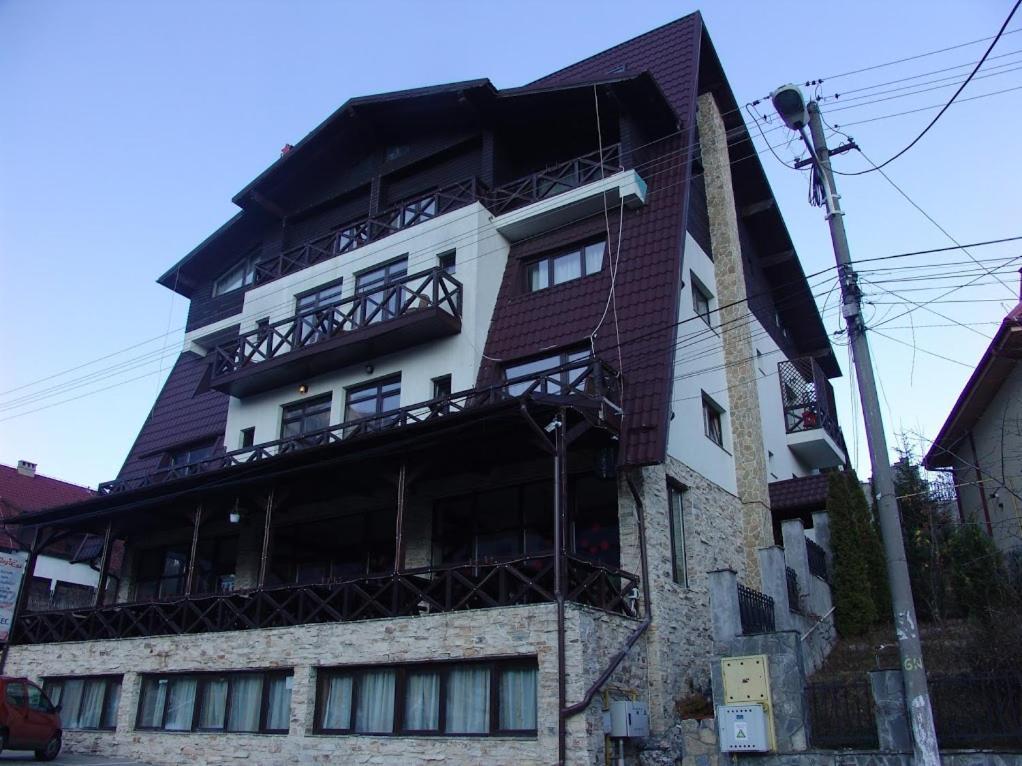 Magic Club Hotel บุชเตนี ภายนอก รูปภาพ